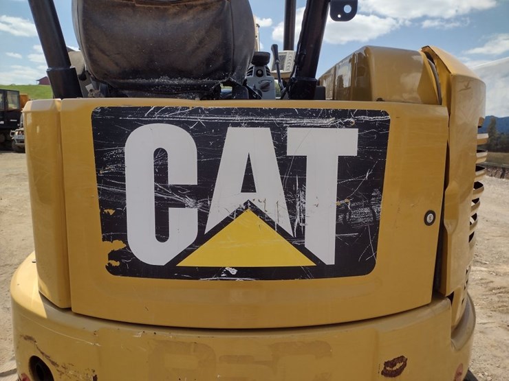 caterpillar-303-image-31