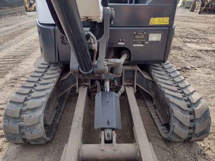 bobcat-e32-image-20