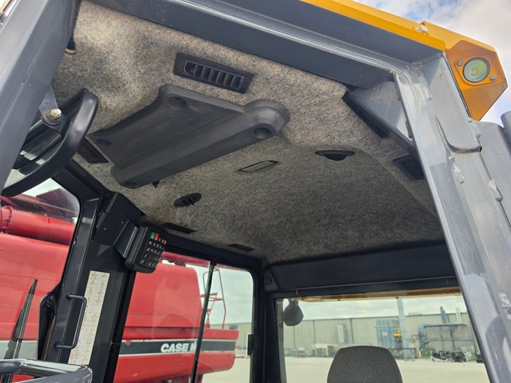 2016-deere-550k-xlt-image-8
