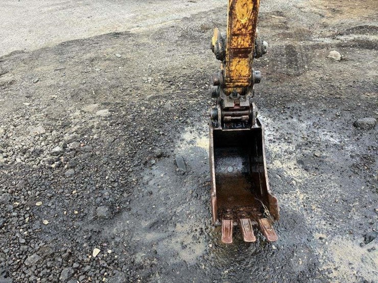 2013-caterpillar-301.7d-cr-image-7