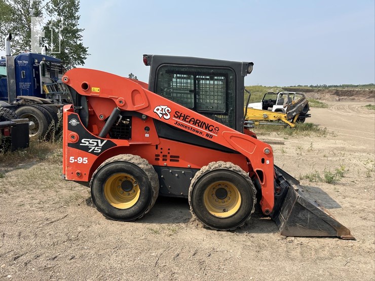 kubota-ssv75-image-5