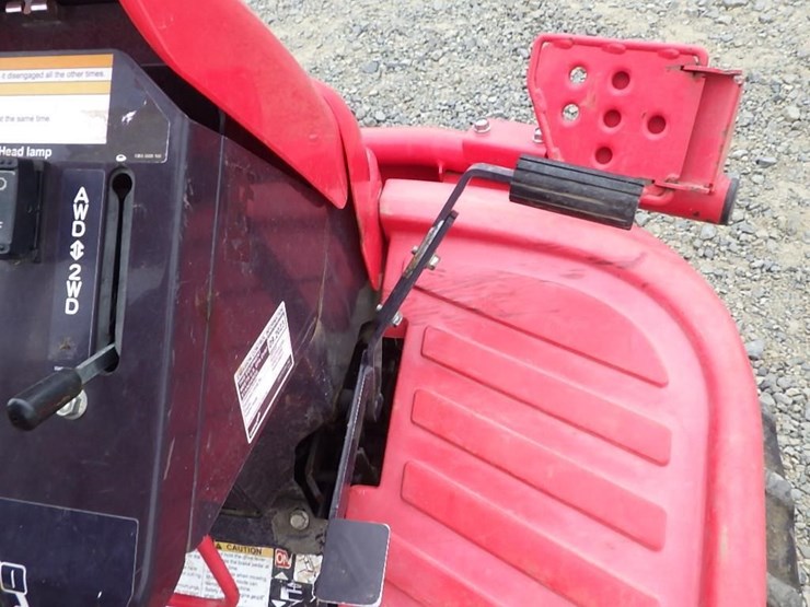 canycom-cmx2402-ride-on-mower-image-16