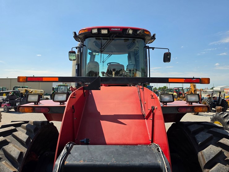 2014-case-ih-420-image-18