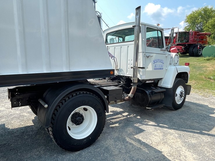 1990-ford-l8000-image-5