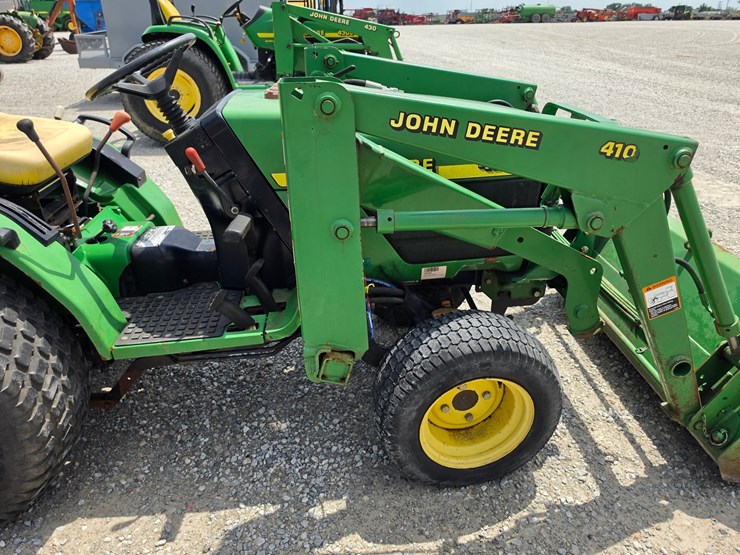 1999-john-deere-4100-image-16