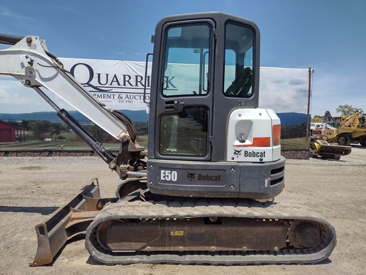 bobcat-e50-image-13