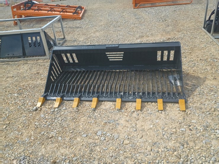 #l76-054-•-landhonor-72"-rock-bucket-skid-steer-attachment-image-1