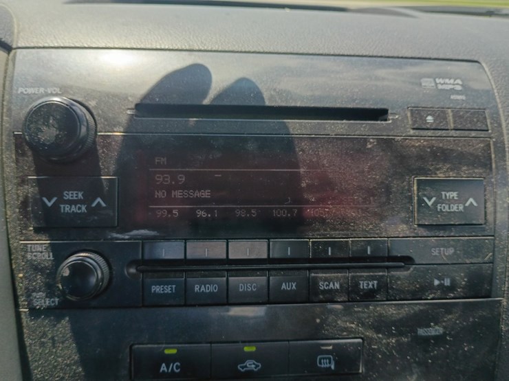 2010-toyota-tundra-image-39