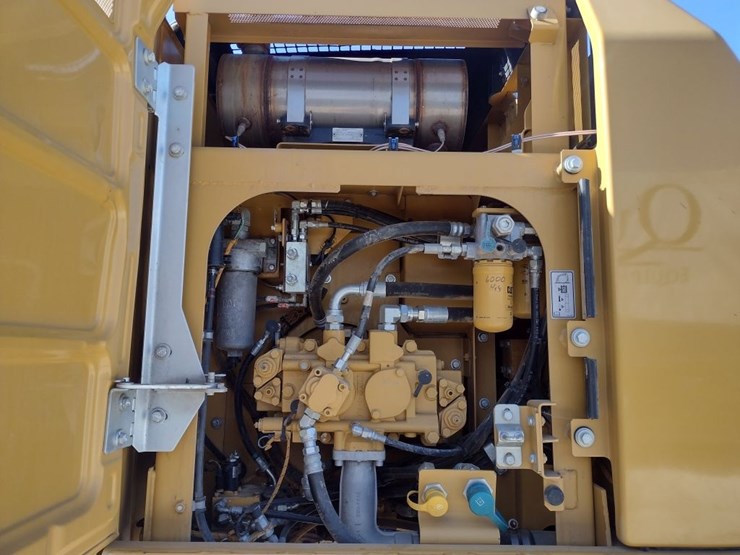 caterpillar-318e-image-31