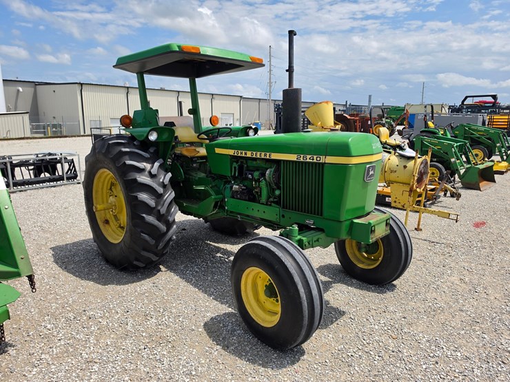 1976-john-deere-2640-image-20