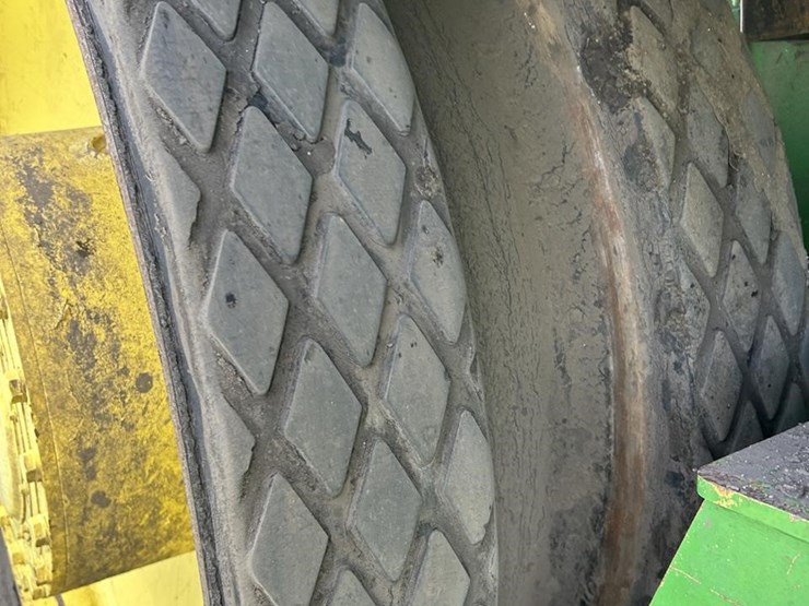 2000-john-deere-9400t-image-31