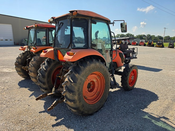 2016-kubota-m7060-image-33
