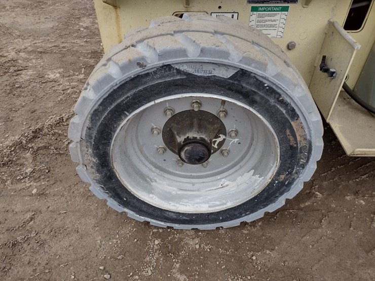 jlg-4069le-image-22