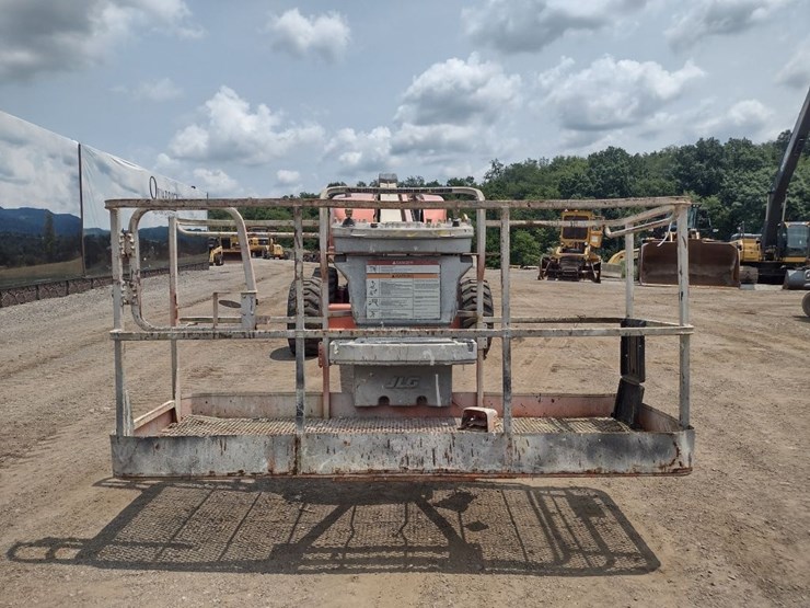 jlg-600s-image-2