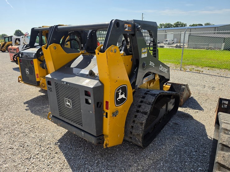2023-deere-317g-image-20