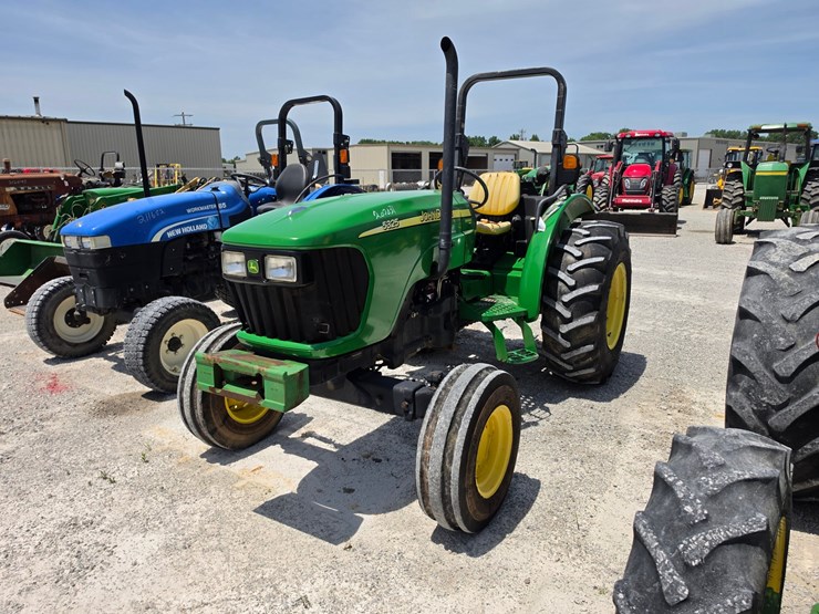2006-john-deere-5325-image-19
