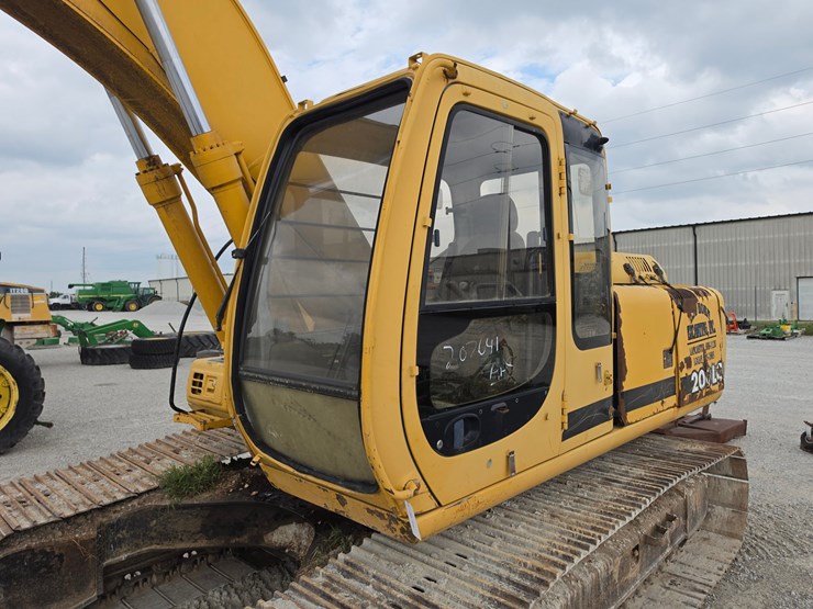 1998-deere-200-lc-image-7