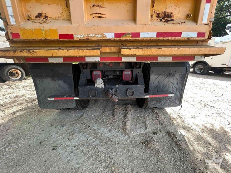 2011-international-workstar-7500-image-15