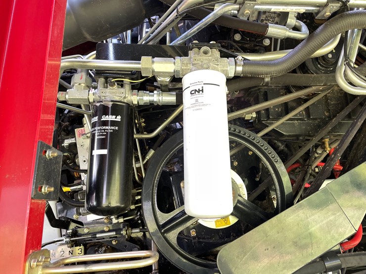 2018-case-ih-7240-image-59