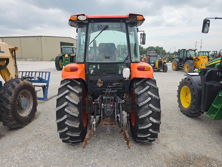 2016-kubota-m7060-image-24