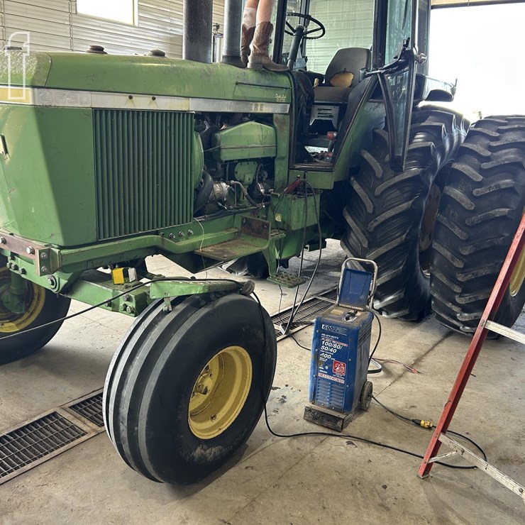 JOHN DEERE 4630