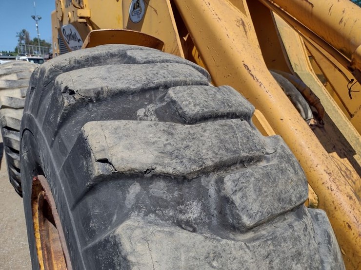 deere-644b-image-19