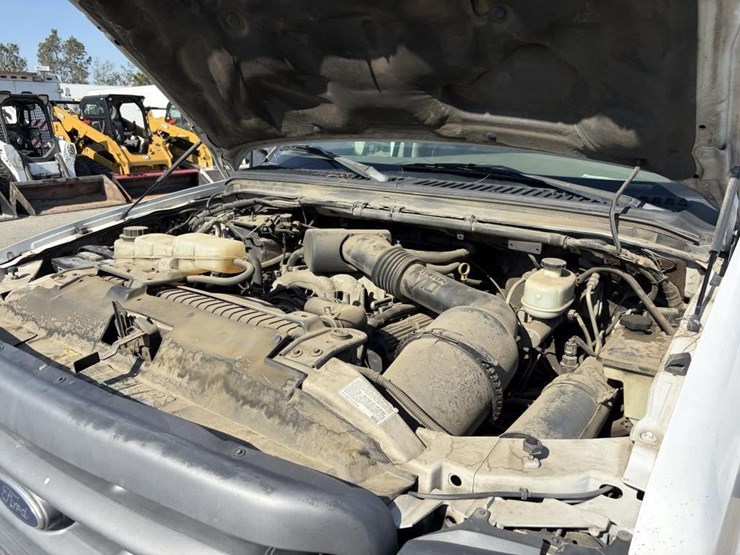 2003-ford-f550-image-7