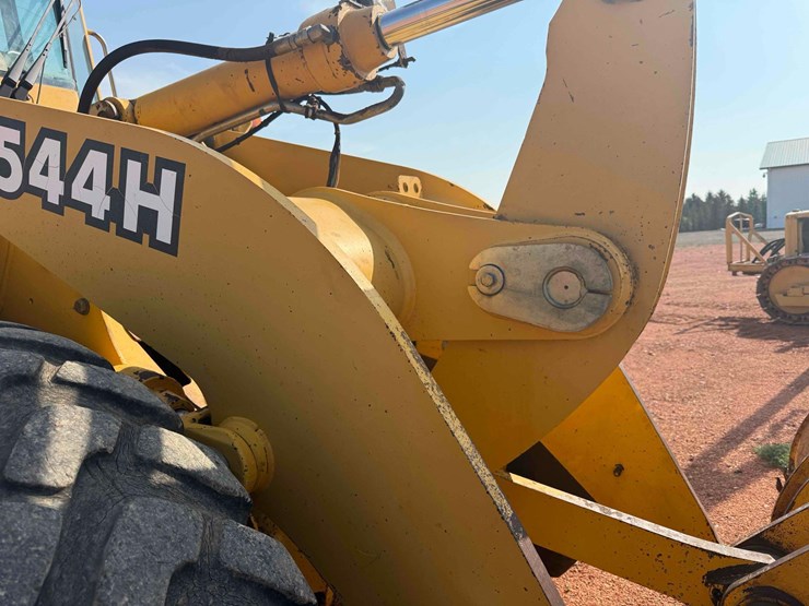 deere-544h-image-9