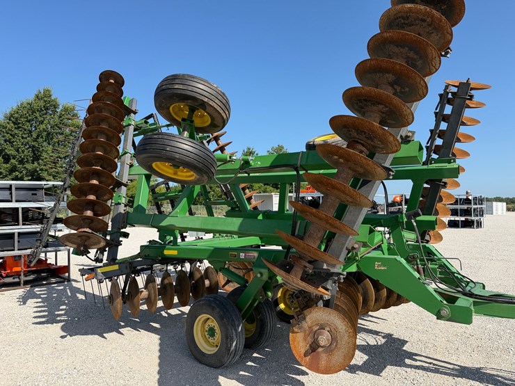 2004-john-deere-637-image-6
