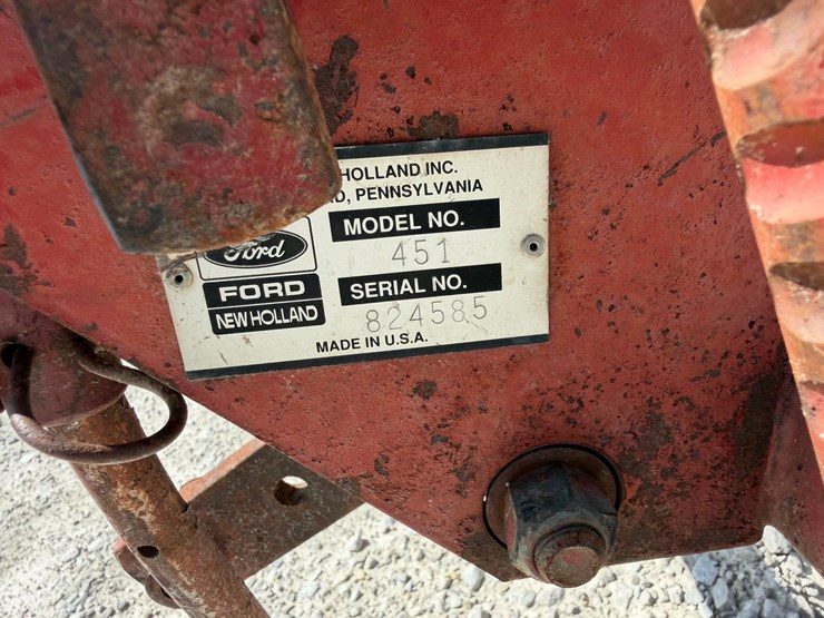 new-holland-451-image-2