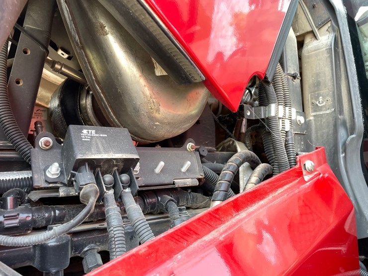 #1254-•-case-ih-185-puma-tractor-(second-owner)-image-46