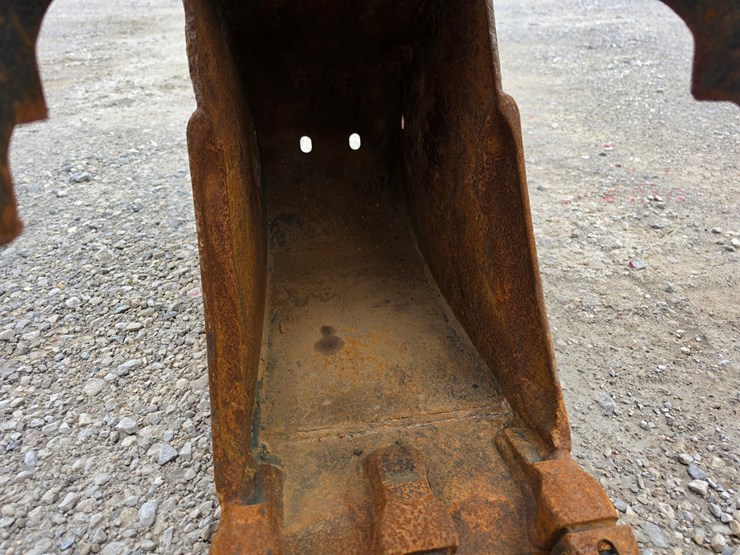 2023-bobcat-e42-image-3
