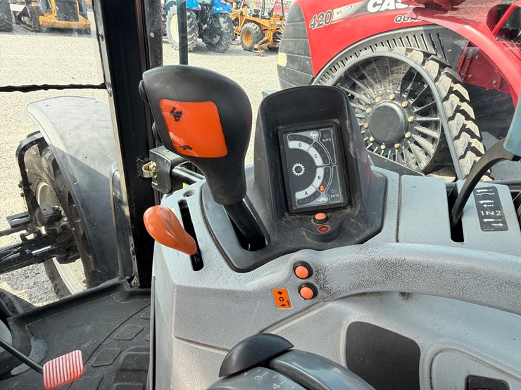 2014-new-holland-t6.165-image-18