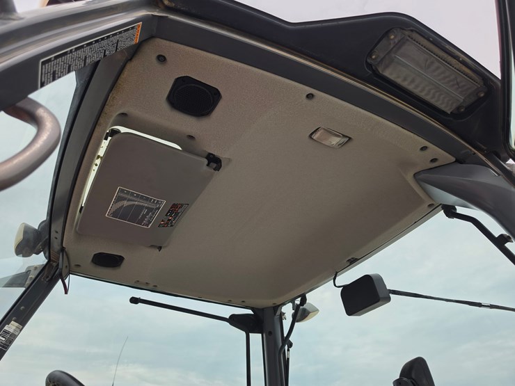 2016-kubota-m6-141-image-5