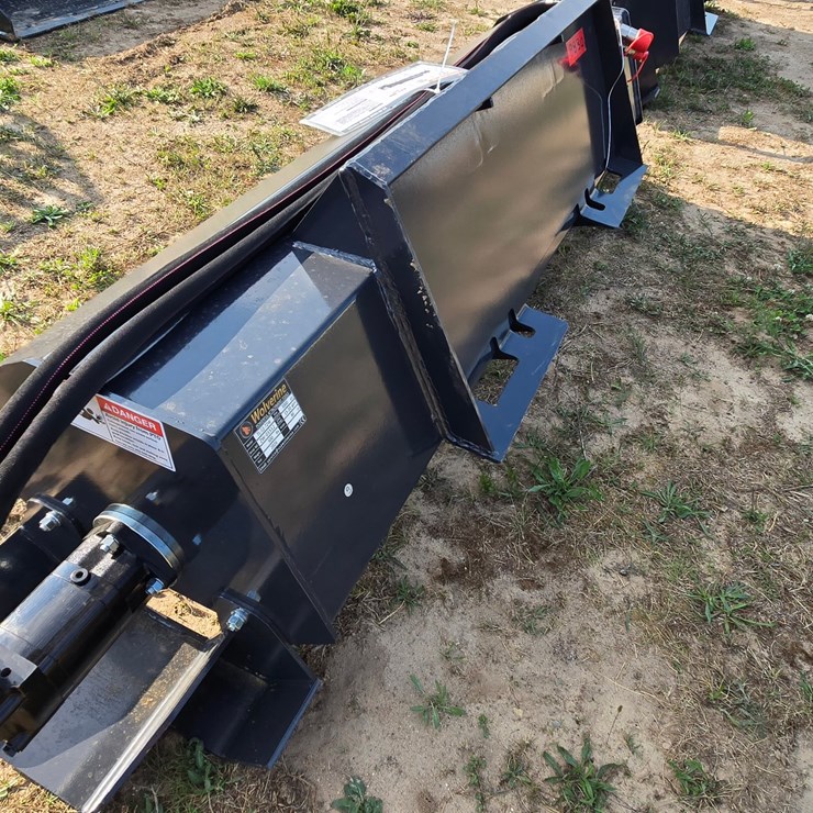 #8816 • Wolverine 72" Tiller
