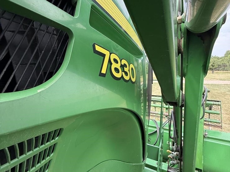 2010-john-deere-7830-image-16