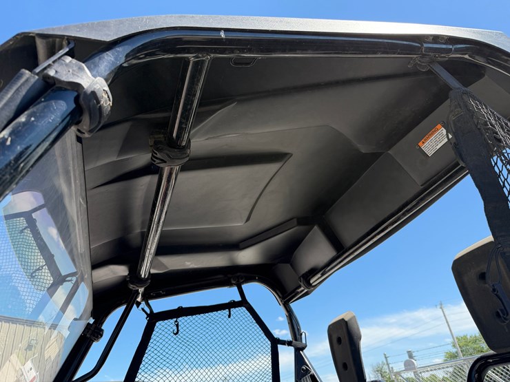 2021-honda-pioneer-700-image-4