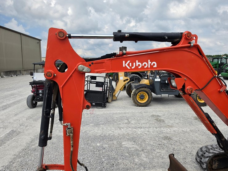 2022-kubota-u35-4-image-4