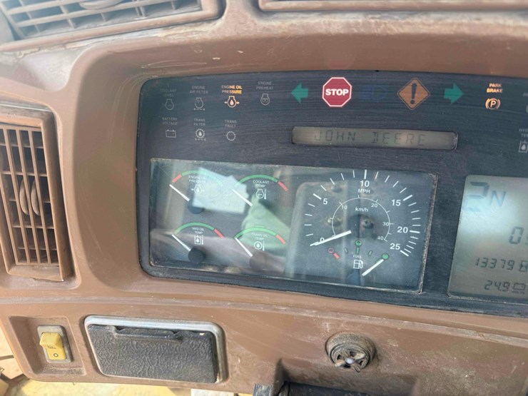 deere-544h-image-32