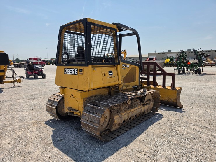 deere-650h-lgp-image-17