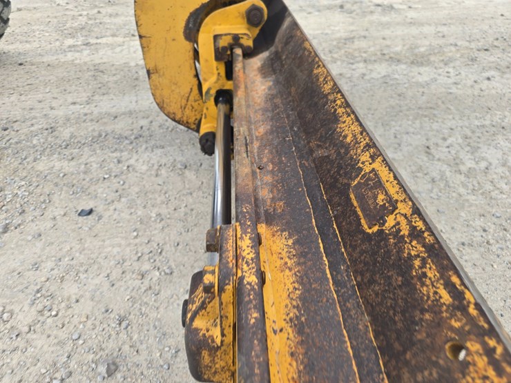 2007-caterpillar-12h-image-49