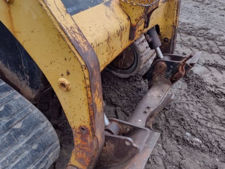 caterpillar-277b-image-20