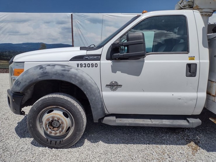 ford-f550-image-19
