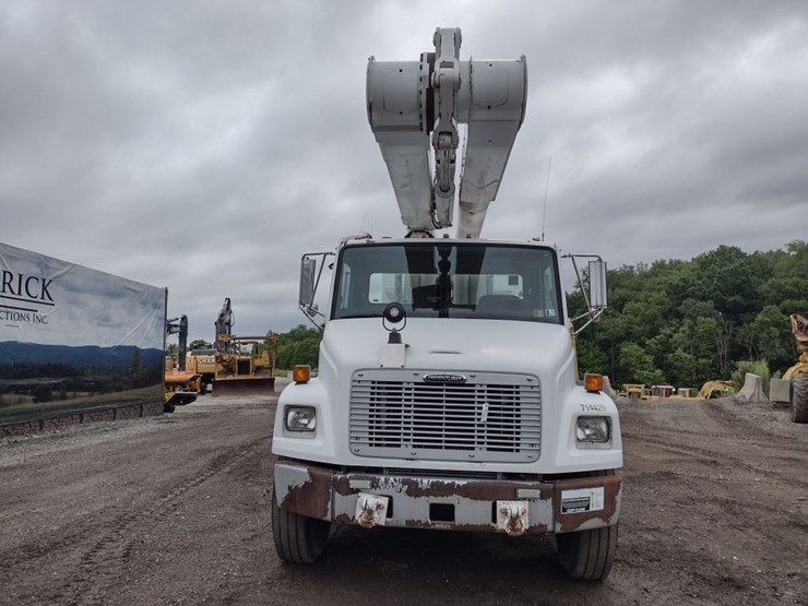 freightliner-fl80-image-2