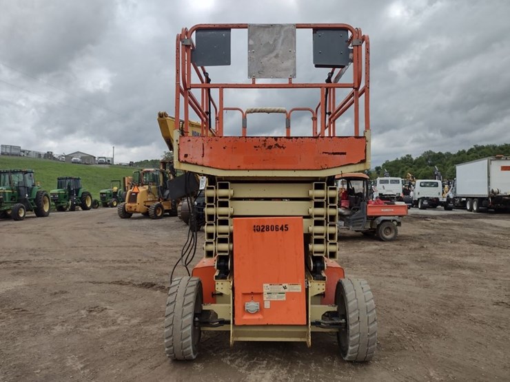 jlg-4069le-image-1