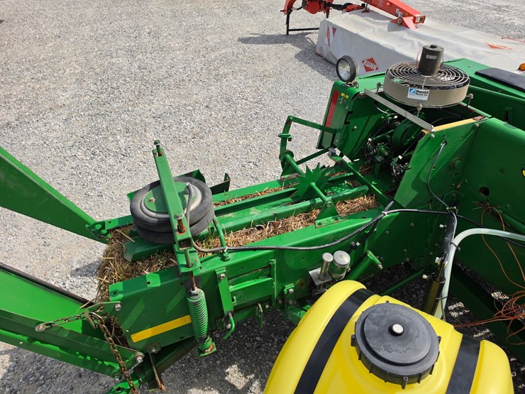 2001-john-deere-348-image-8