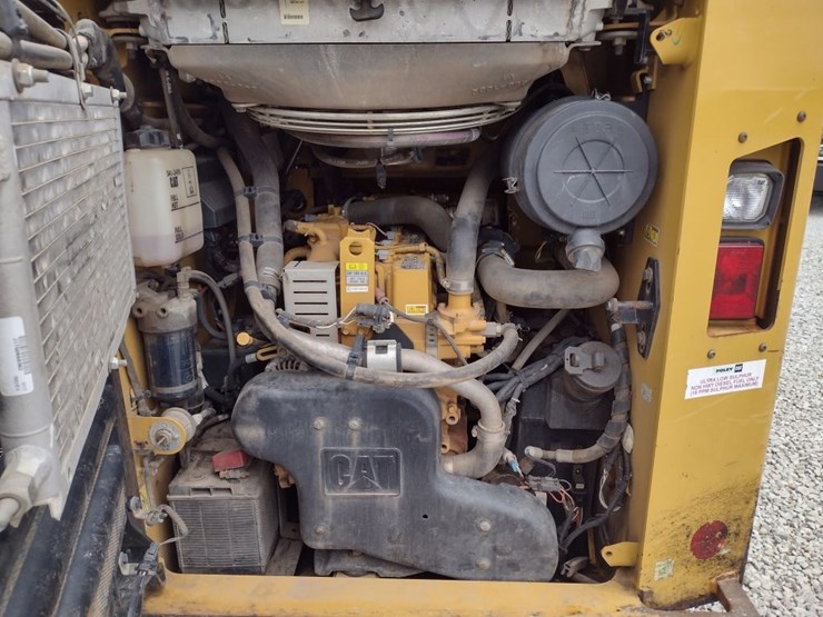 caterpillar-262d-image-15