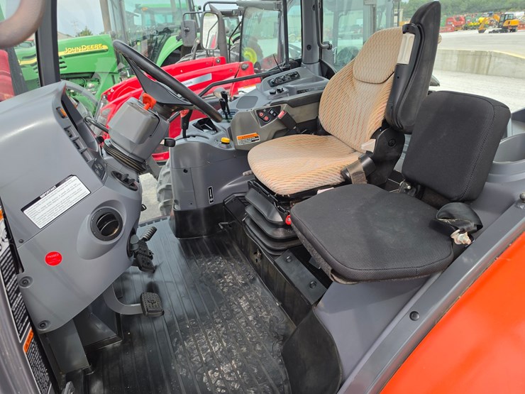 2016-kubota-m6-141-image-6