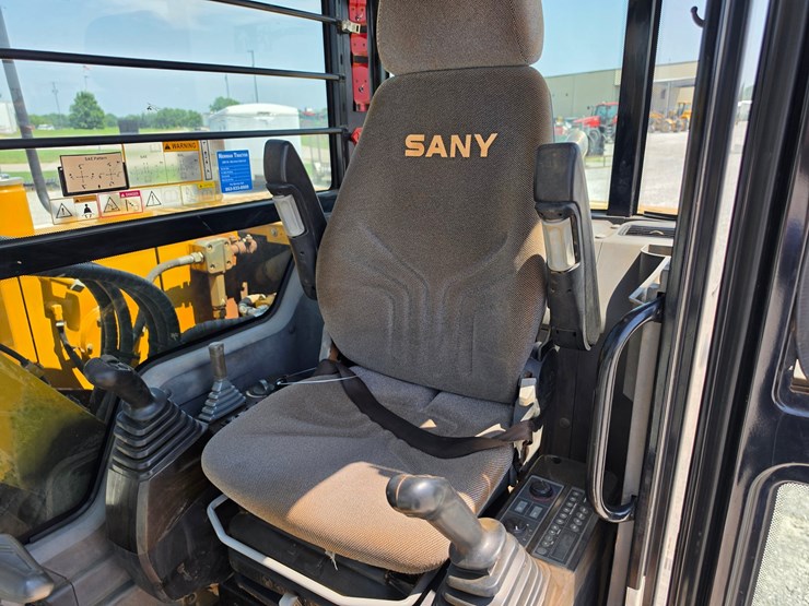 2019-sany-sy95c-image-11