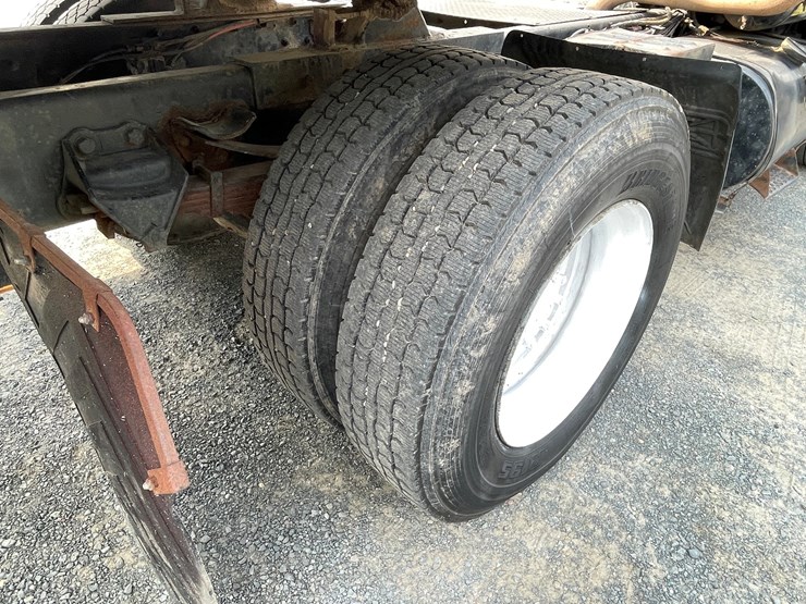 1988-ford-l8000-image-24